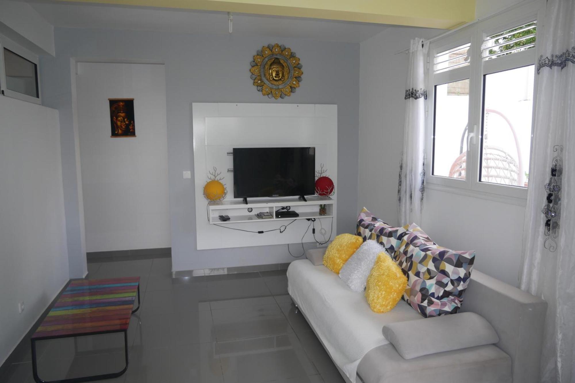 Le Colibri Voyageur Apartment Sans Pareil Bagian luar foto